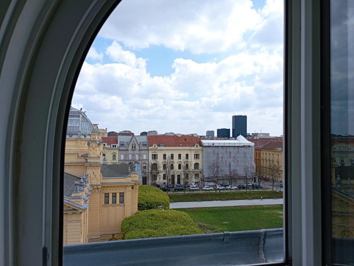 Music Apartment Benedikta Záhřeb Exteriér fotografie